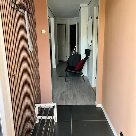 Apartment Fresh Near Everything ! *